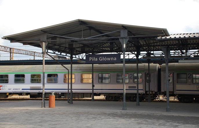 Za kolejowe objazdy między Poznaniem a Piła zapłacą także podróżni