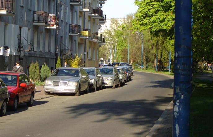 Warszawa. Na Ochocie sto parkingów na stulecie niepodległości