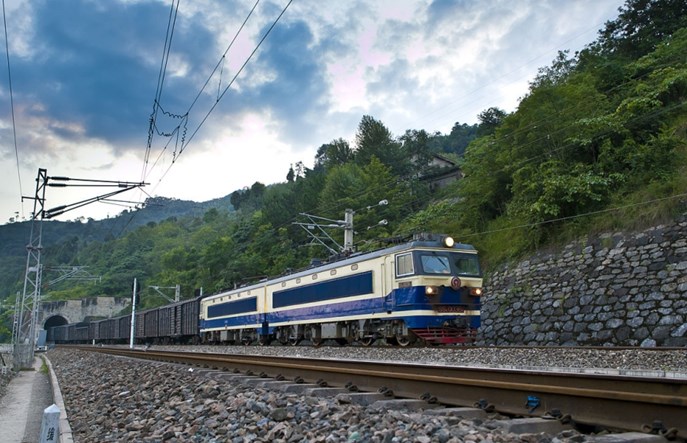 Chińczycy liczą na import polskich towarów koleją