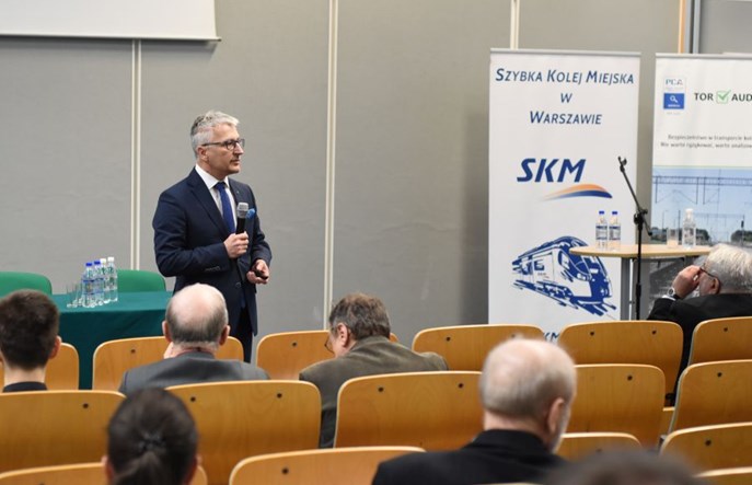 Prezes UTK: Musimy lepiej technicznie zabezpieczać przejazdy. Wypadków jest za dużo