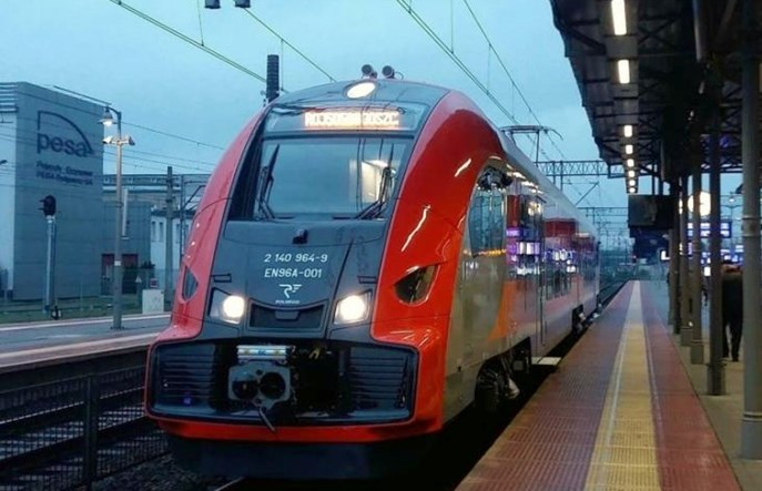 Przewozy Regionalne odebrały cztery Elfy 2. Wkrótce pojadą z pasażerami