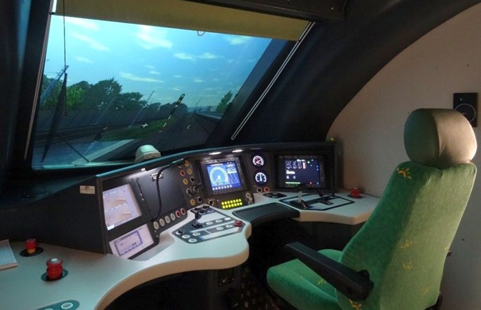 Koleje Mazowieckie będą szkolić maszynistów