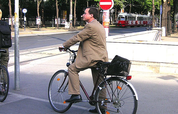 Kraków. EC Engineering płaci pracownikom za jeżdżenie rowerem