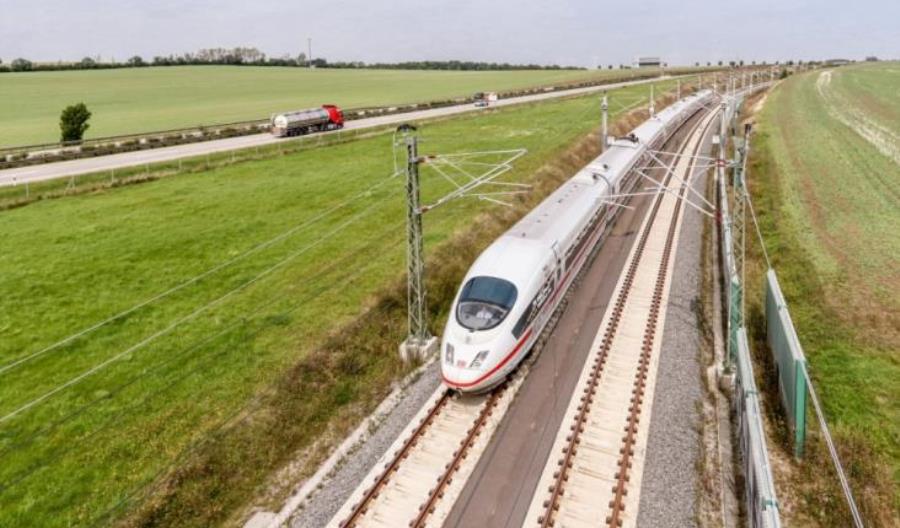 Sto dni nowej trasy KDP z Berlina do Monachium - DB podwoiła liczbę pasażerów Sto dni nowej trasy KDP z Berlina do Monachium - DB podwoiła liczbę pasażerów