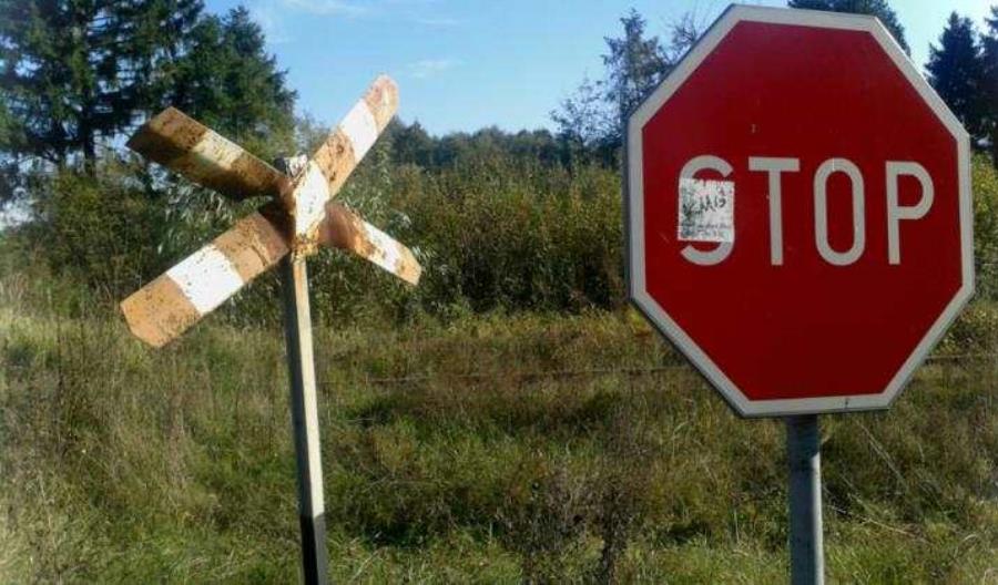 Po tragedii w Opolu Chmielowicach będą lepsze zabezpieczenia przejazdu Po tragedii w Opolu Chmielowicach będą lepsze zabezpieczenia przejazdu