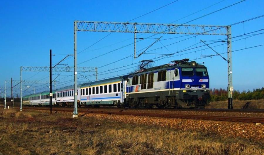 Mniej pociągów PKP Intercity z Warszawy do Krakowa i Lublina Mniej pociągów PKP Intercity z Warszawy do Krakowa i Lublina