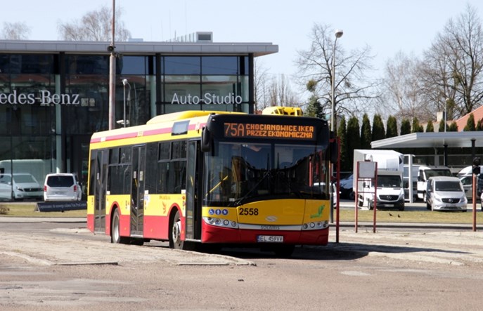Łódź: Pętla przy dworcu Łódź Widzew zbyt mała?