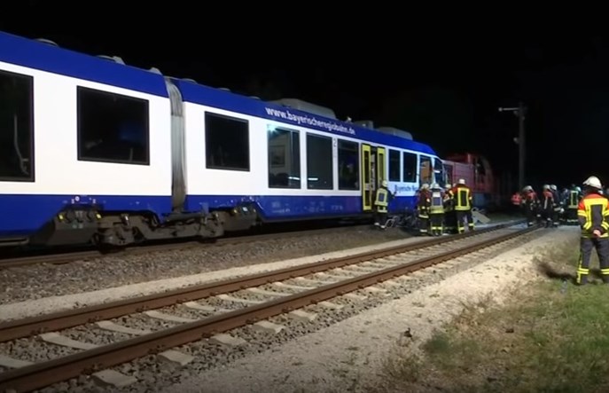 Katastrofa kolejowa w Bawarii. Nie żyją dwie osoby [aktualizacja]