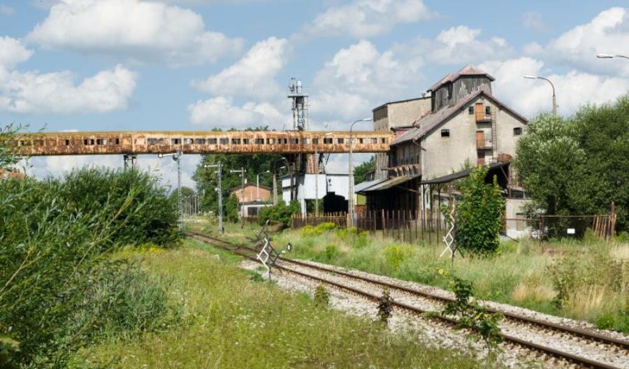 Przetarg na rewitalizację linii 221 do Braniewa unieważniony Przetarg na rewitalizację linii 221 do Braniewa unieważniony
