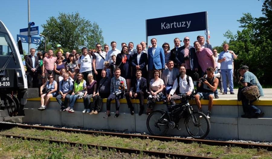 Samorządowcy popierają odtworzenie połączeń kolejowych z Kokoszek do Kartuz