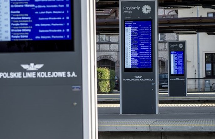 PLK przedstawia korektę rozkładu jazdy