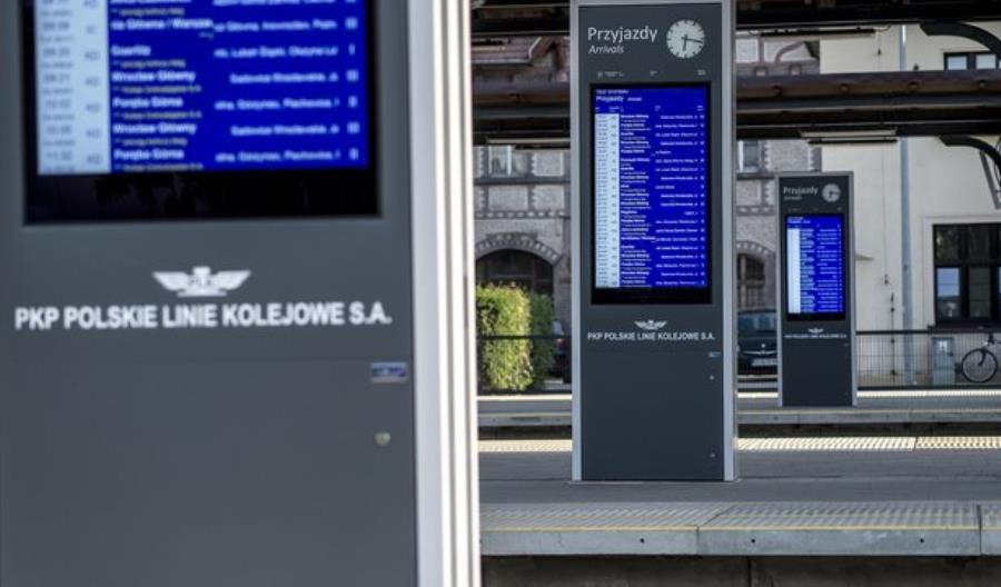 PLK przedstawia korektę rozkładu jazdy PLK przedstawia korektę rozkładu jazdy