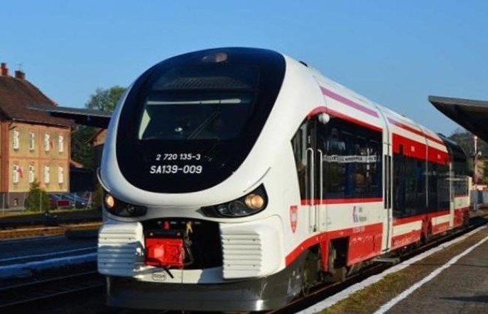 Piechocki: Rozkład jazdy Poznańskiej Kolei Metropolitalnej odpowiada potrzebom