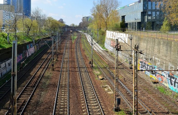 PLK szykuje prace wakacyjne na warszawskiej średnicy. Część pociągów PKP IC nie przejedzie