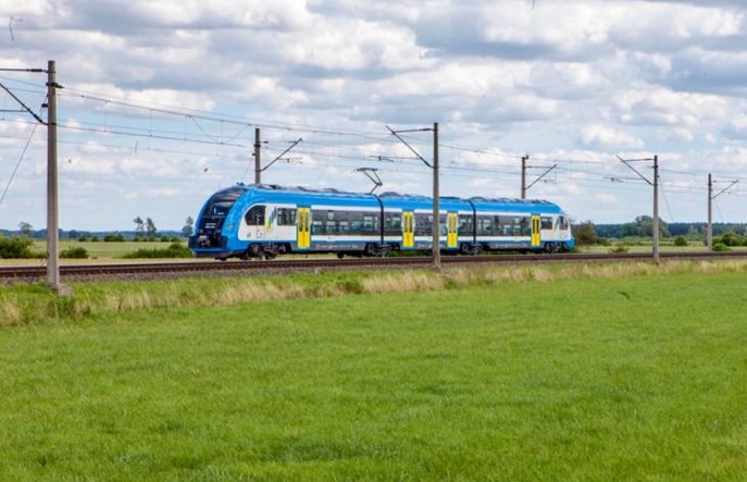 Wakacyjny rozkład Kolei Śląskich: Elfy2 za granicą i inne nowości