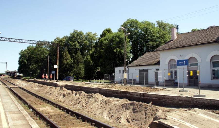 Rozpoczęły się roboty na stacji Zduńska Wola Rozpoczęły się roboty na stacji Zduńska Wola