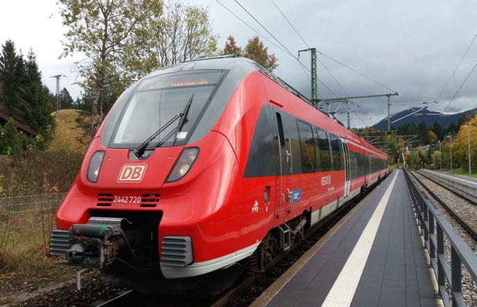 Więcej pasażerów na kolei w Niemczech, szef DB daleki jest jednak od zadowolenia