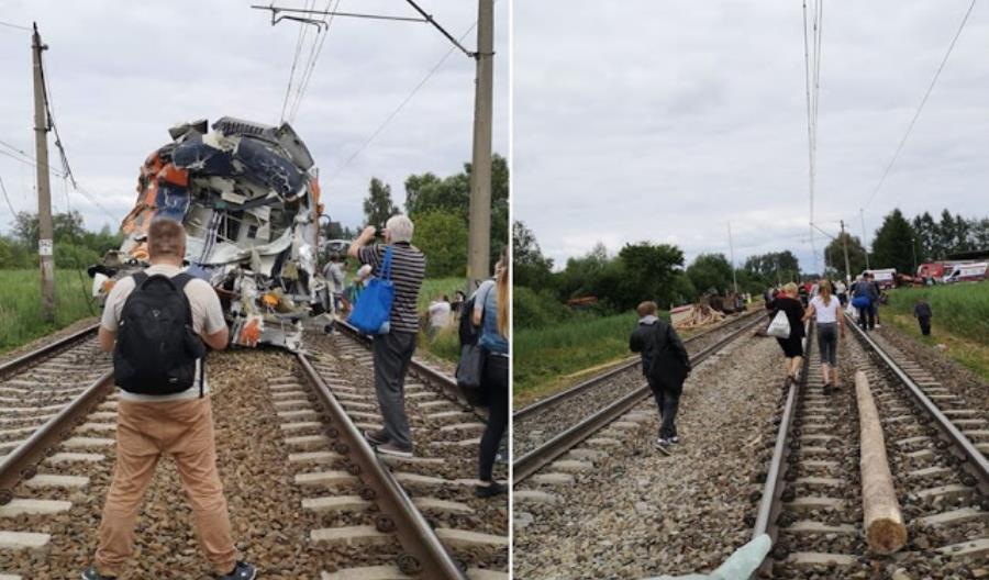 Ciężarówka wjechała pod pociąg, kierowca nie żyje, 7 osób rannych Ciężarówka wjechała pod pociąg, kierowca nie żyje, 7 osób rannych