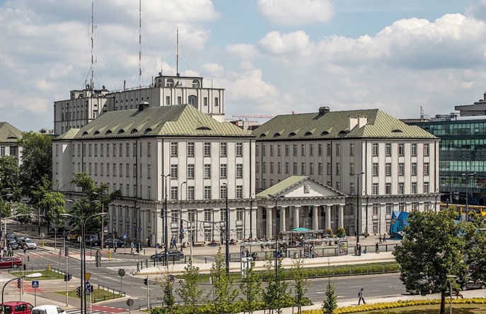 Podwyżki również w PKP PLK