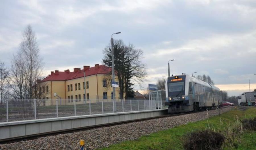 Oferty na odbudowę mijanki w Majdanie Królewskim jeszcze droższe Oferty na odbudowę mijanki w Majdanie Królewskim jeszcze droższe