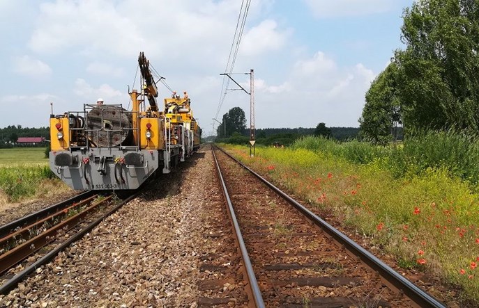 25 kV na całej sieci? Massel: To banialuki