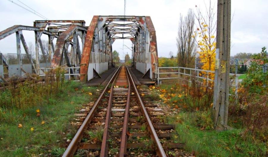 Jest umowa na poprawę linii w Dąbrowie Górniczej Jest umowa na poprawę linii w Dąbrowie Górniczej