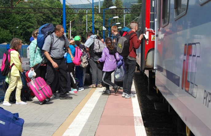 PKP Intercity może nie sprzedać biletu w wypadku przepełnienia pociągu