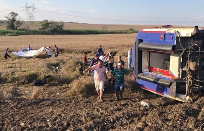 Katastrofa kolejowa w Turcji. Kilkanaście osób nie żyje