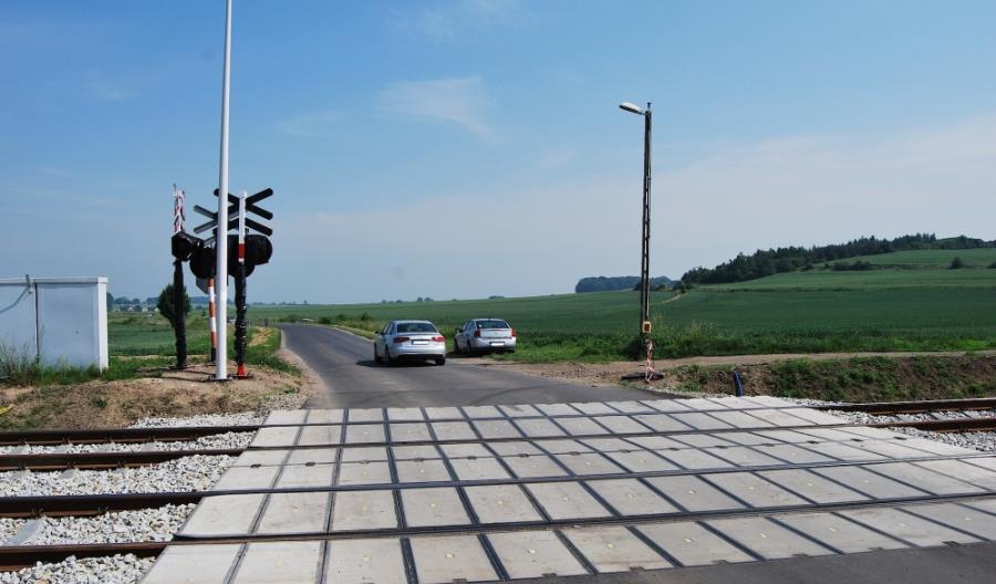 PKP PLK wydają 23 mln zł na przejazdy na Opolszczyźnie PKP PLK wydają 23 mln zł na przejazdy na Opolszczyźnie