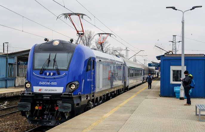 UTK prezentuje statystyki za pół roku 2018. Spadła liczba pasażerów