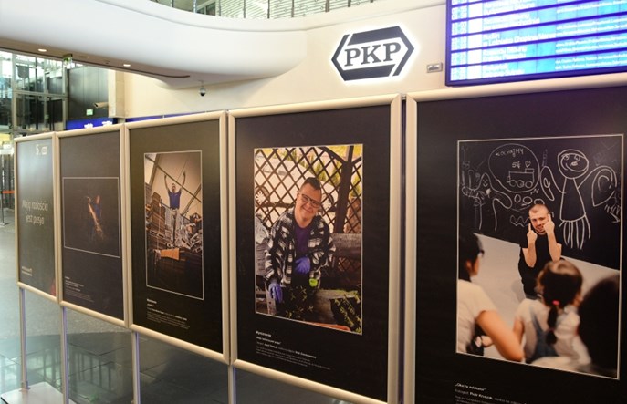 „Widzialni Pełnosprawni" na największych dworcach w Polsce