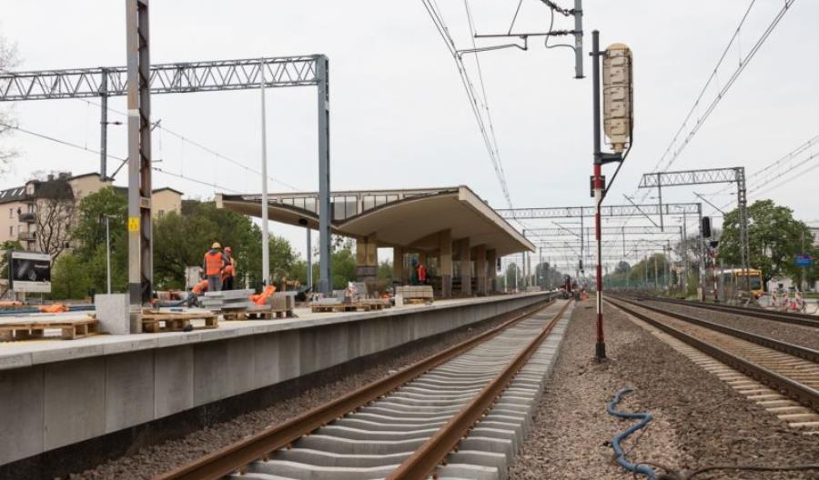 Duże utrudnienia na linii Warszawa – Łódź Duże utrudnienia na linii Warszawa – Łódź