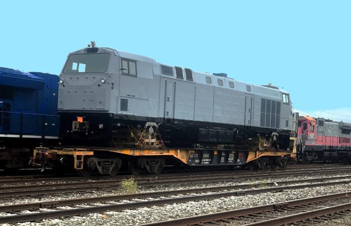 Pierwsza lokomotywa GE dla Kolei Ukraińskich wyrusza ze Stanów