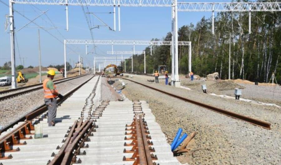 W przetargu na nadzór autorski nad E20 ofertę złożył tylko AECOM W przetargu na nadzór autorski nad E20 ofertę złożył tylko AECOM