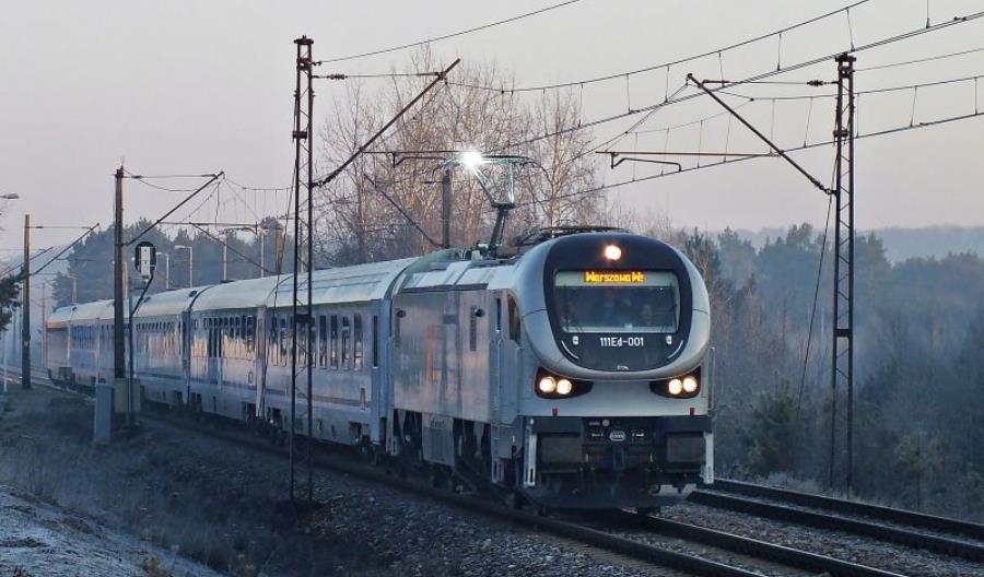 PKP Intercity tłumaczy ogromny spadek punktualności „czynnikami losowymi” PKP Intercity tłumaczy ogromny spadek punktualności „czynnikami losowymi”