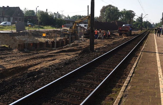 Półroczne opóźnienie prac na odcinku Leszno – Rawicz