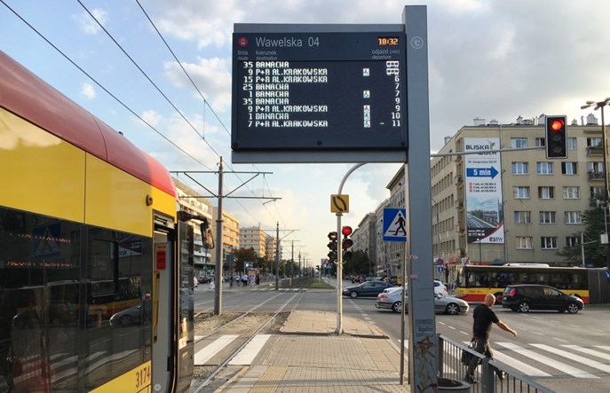 Warszawa rozbuduje system wyświetlaczy na przystankach