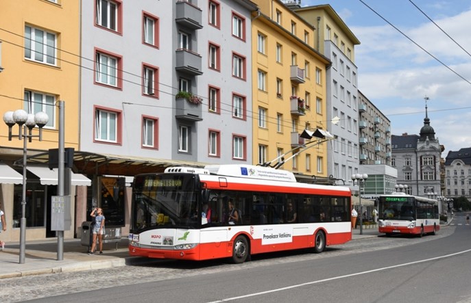 Jedność ZSRR i NRD – głoszą trolejbusy w czeskiej Opawie
