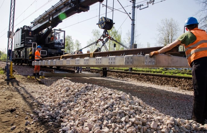 Program rozjazdowy PKP PLK na półmetku