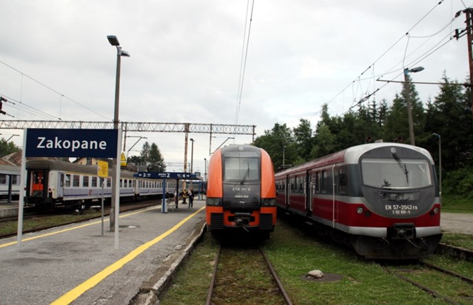 Priorytet pociągów PKP IC pogorszył rozkład jazdy między Nowym Targiem a Zakopanem