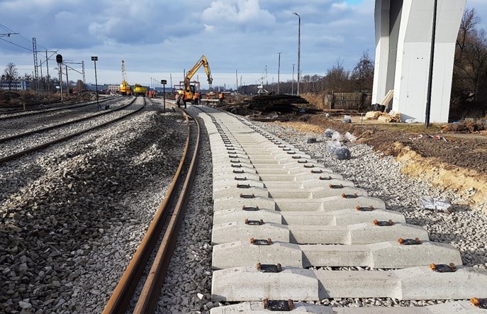 Wygodniej pociągiem z Włoszczowy