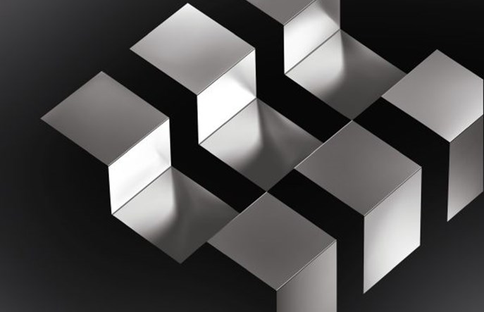 Nowy numer miesięcznika „Rynek Kolejowy" w Empikach