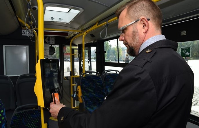 Bydgoszcz. Rusza Open Payment System. Bilet na karcie płatniczej