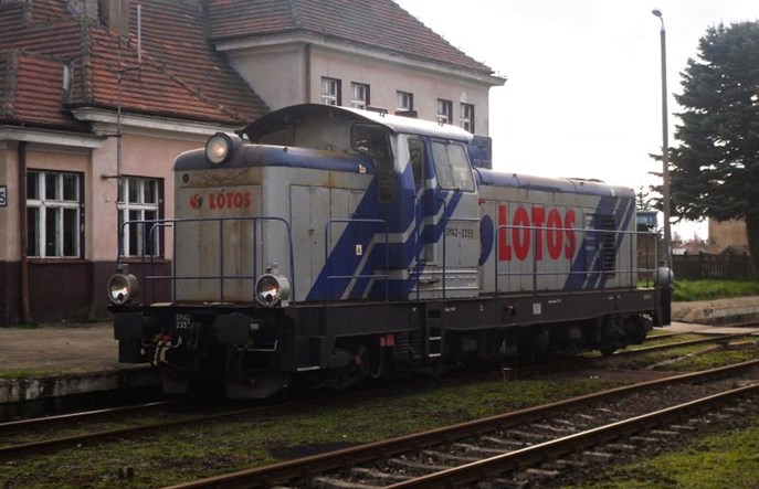 Lotos przebuduje lokomotywy manewrowe. Hybrydy i wodór