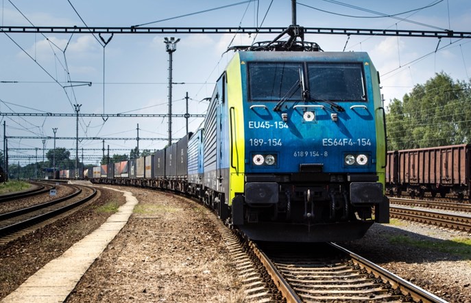 PKP Cargo podpisuje umowę z PKP Energetyka na ponad 1 mld zł