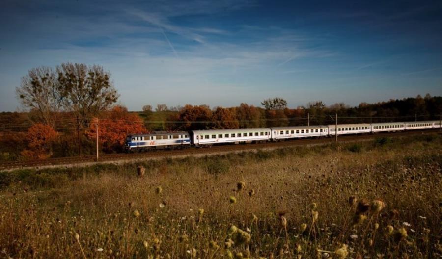 Na Wszystkich Świętych z PKP Intercity Na Wszystkich Świętych z PKP Intercity