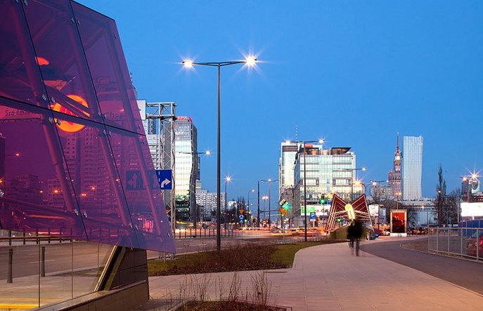 Zwężanie a parkowanie – jaka przyszłość Woli?