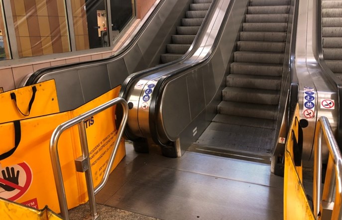 Metro o oświadczeniu TDT: Zakaz chodzenia po schodach ruchomych to fikcja