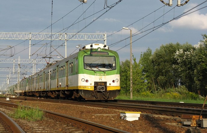 KM: Opóźnienia na linii łowickiej to skutek dużego obciążenia trasy
