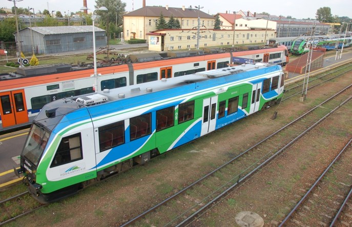Z Lublina do Rzeszowa z dwoma przesiadkami lub autobusem
